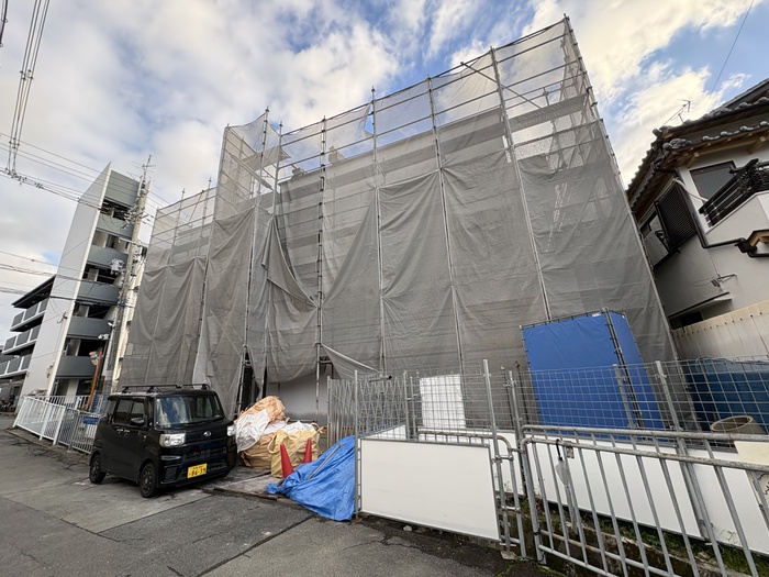 建物外観　建築中