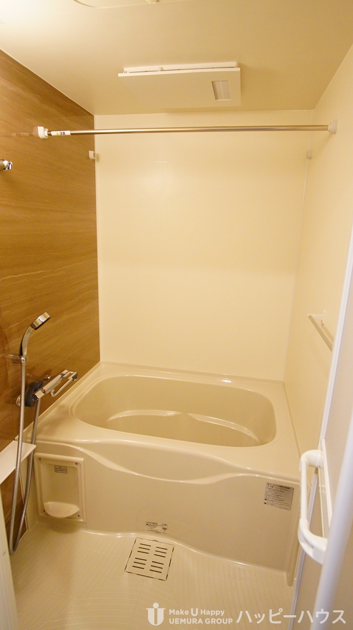 バス・シャワールーム　別号室反転タイプの写真です