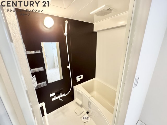 バス・シャワールーム　給湯リモコン付き