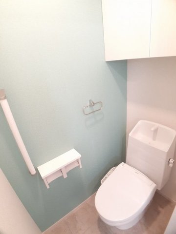 トイレ　落ち着いたトイレです