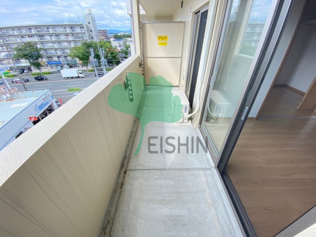 バルコニー　日当たりの良いバルコニーです！