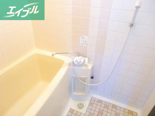 バス・シャワールーム　バス