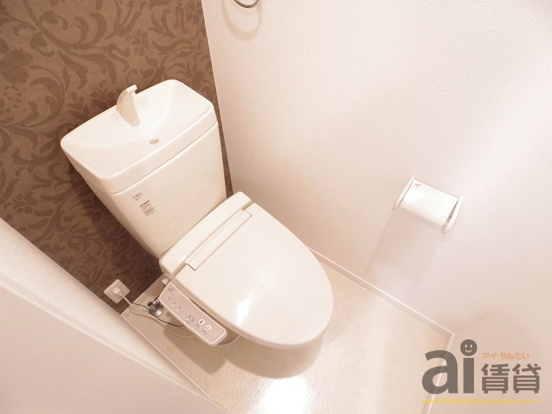 トイレ　～同仕様写真～