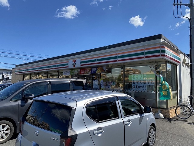 コンビニ　セブン・イレブン柏豊住3丁目（コンビニ）まで850m