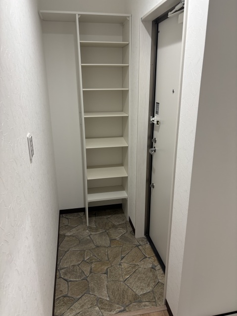 玄関　他住戸の写真になります