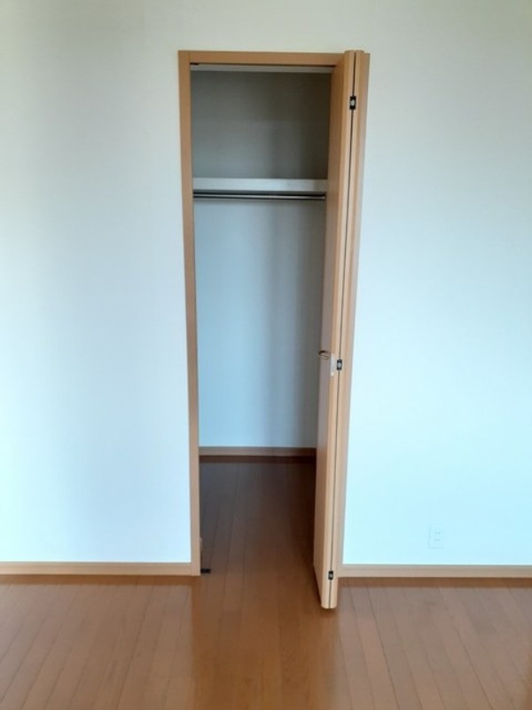 収納　図面と現状に相違がある場合には現状を優先