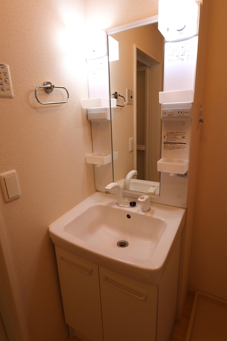 洗面設備　※反転タイプのお部屋の写真です