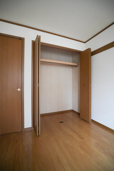 収納　同じ敷地内の別の部屋
