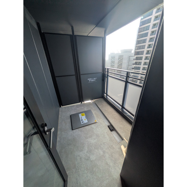 バルコニー　バルコニー