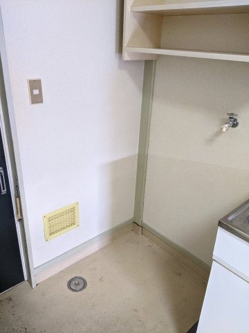 その他設備　洗濯機置場