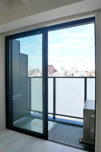 バルコニー　バルコニーあります