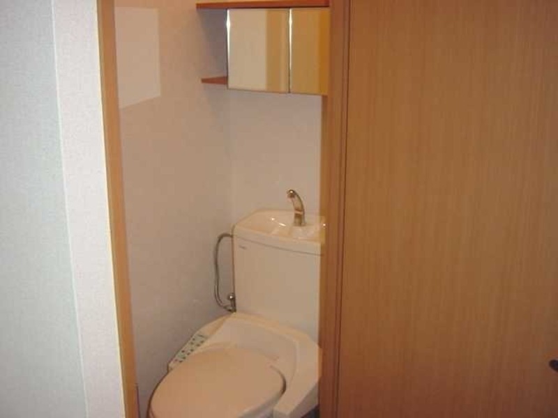 トイレ　図面と現状に相違がある場合には現状を優先