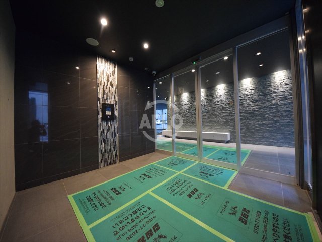 ロビー　スワンズシティ心斎橋ルーノ　エントランス