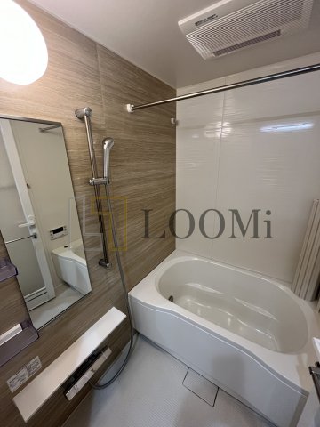 バス・シャワールーム　エトワール北新地　バスルーム