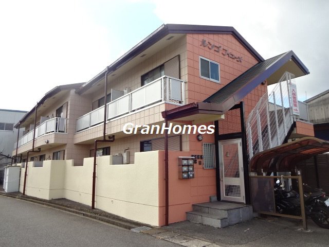 建物外観　ルンゴフィューメ