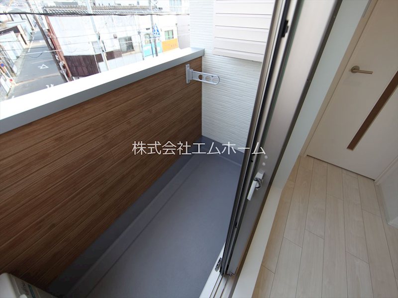 バルコニー　バルコニー