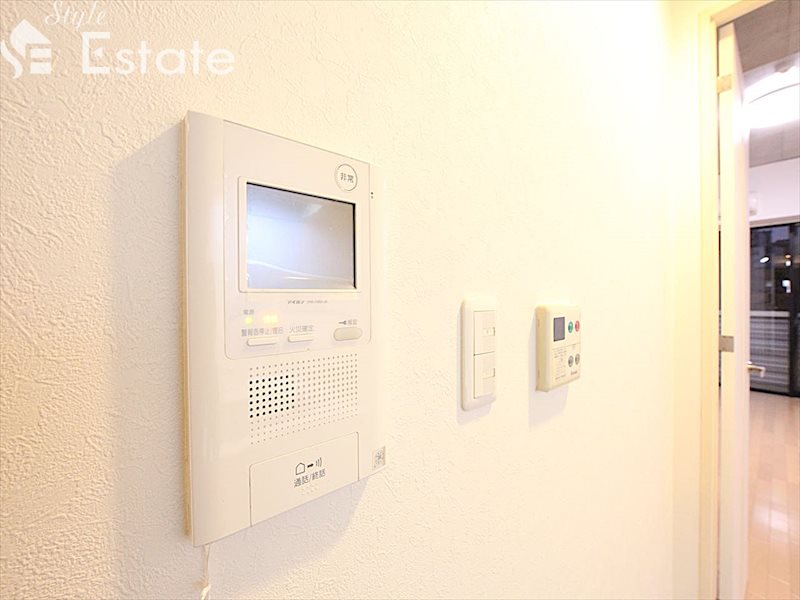 セキュリティ　モニター付きインターホン
