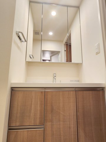 洗面設備　参考写真