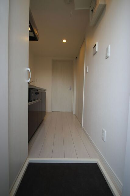 玄関　※別室の参考写真の為、現況優先です。