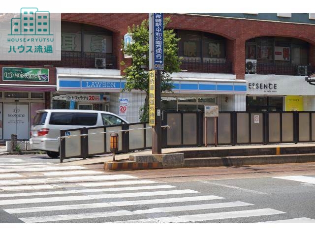 コンビニ　ローソン長崎大波止店（コンビニ）まで79m