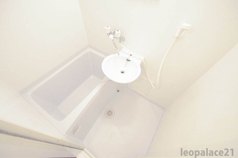 バス・シャワールーム　※写真と現状が異なる場合は現状を優先