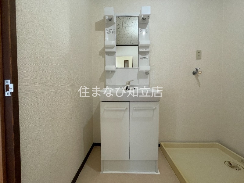 洗面設備　同型別部屋写真