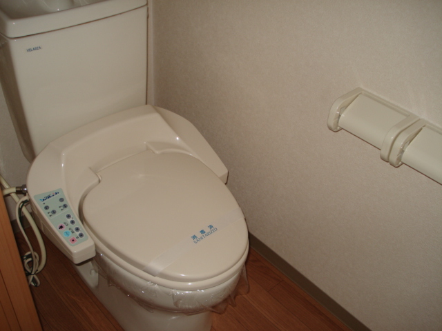 トイレ　シャワー付トイレ