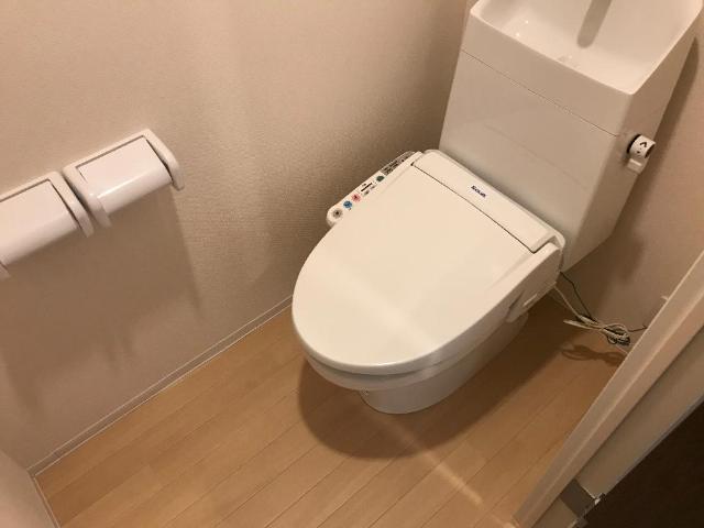 トイレ　シャワー付トイレ