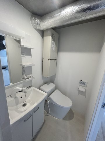 トイレ　シンプルで使いやすいトイレです