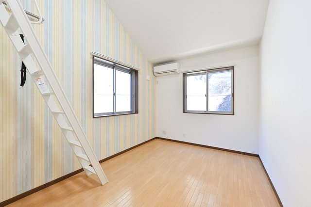 居室・リビング　陽当たり良好♪