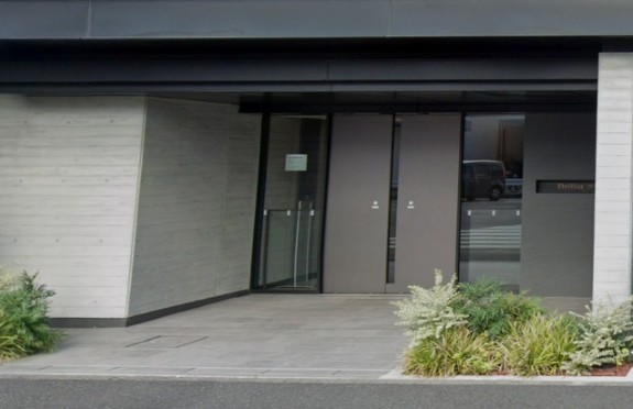 エントランス　清潔なエントランスです