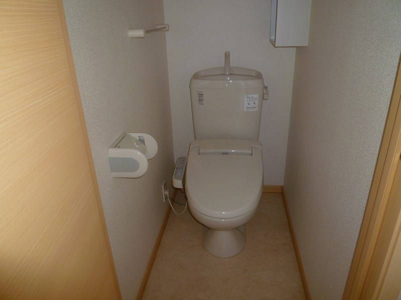 トイレ　反転タイプ