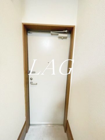 玄関　玄関です。