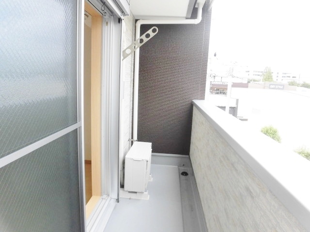 バルコニー　参考画像