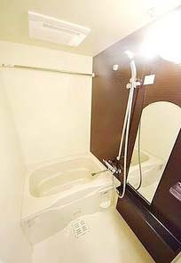 バス・シャワールーム　★浴室乾燥機付きバスルーム★