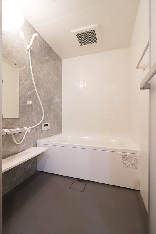 バス・シャワールーム　図面と現状に相違がある場合には現状を優先