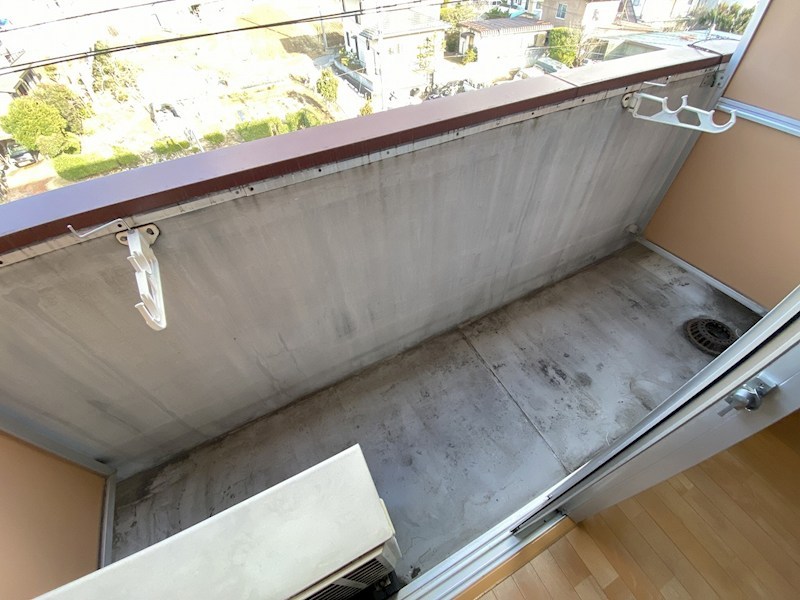 バルコニー　イメージ