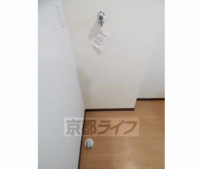 その他設備　室内洗濯機置きです。