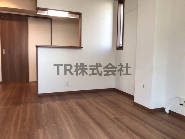 居室・リビング　※別部屋参考写真