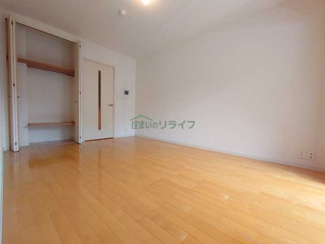 居室・リビング　AkisCourt