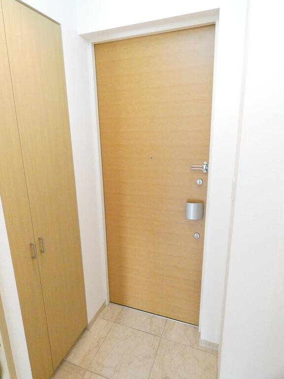 玄関　玄関※別部屋参考写真