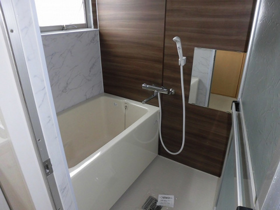 バス・シャワールーム