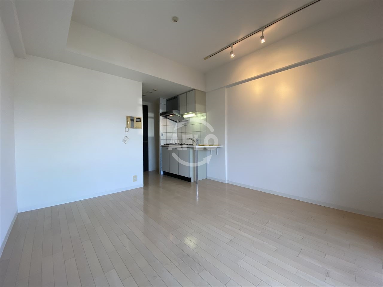 居室・リビング　アーバンフラッツ上町　洋室