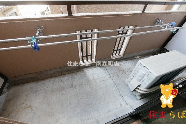 バルコニー　「毎日をちょっと丁寧にする一歩を、一緒に。」