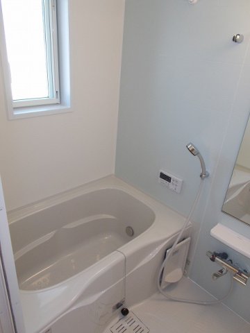 バス・シャワールーム　お風呂で日々の疲れを落としましょう