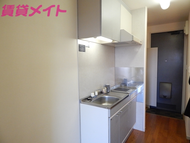 キッチン　同物件別室写真