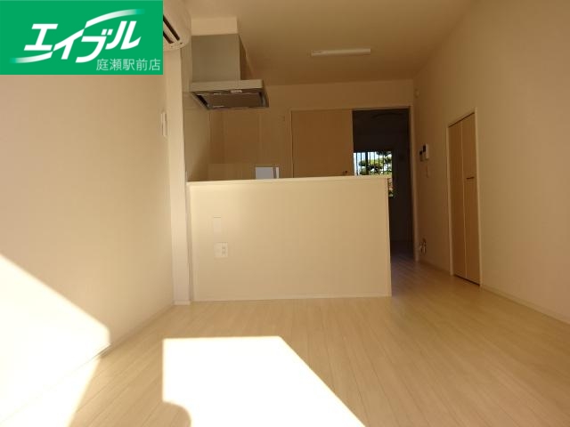 居室・リビング　リビング