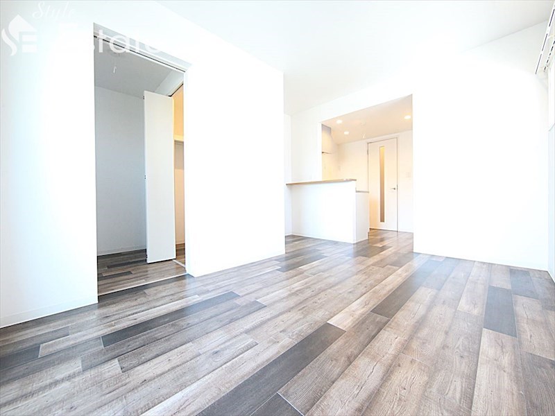 居室・リビング　内装