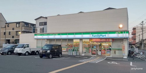 コンビニ　ファミリーマート 東淀川大桐一丁目店（コンビニ）まで353m