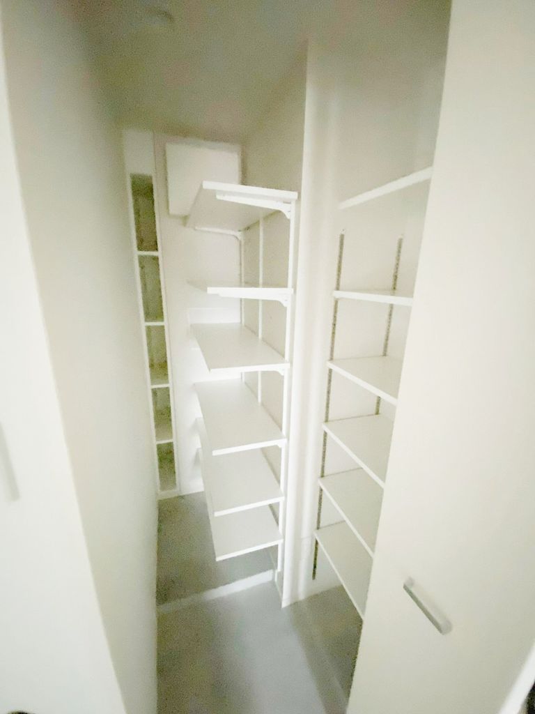 玄関　★お問い合わせはタウンハウジングまで★